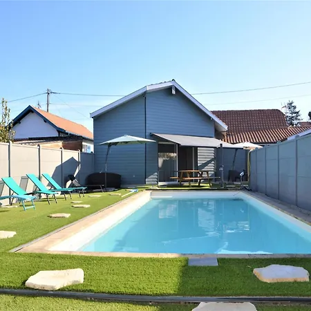 Poolside Escape By Arcachon, Cleaning Included