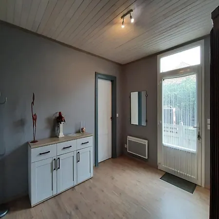 Brandonnet Riverside With Pool, Cleaning Included Сasa de vacaciones *